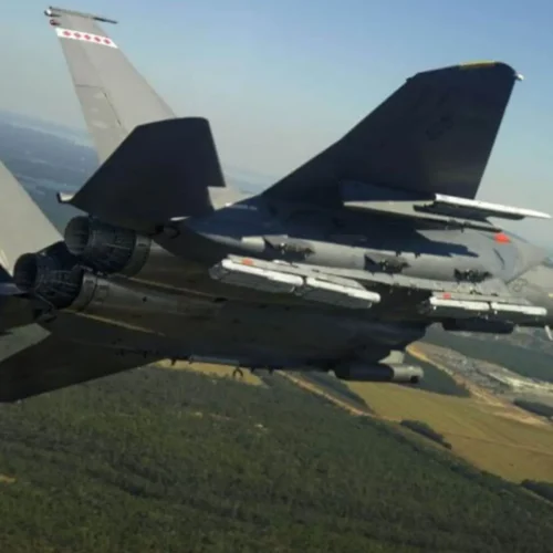 How smart weapons are making aging US jets powerful again