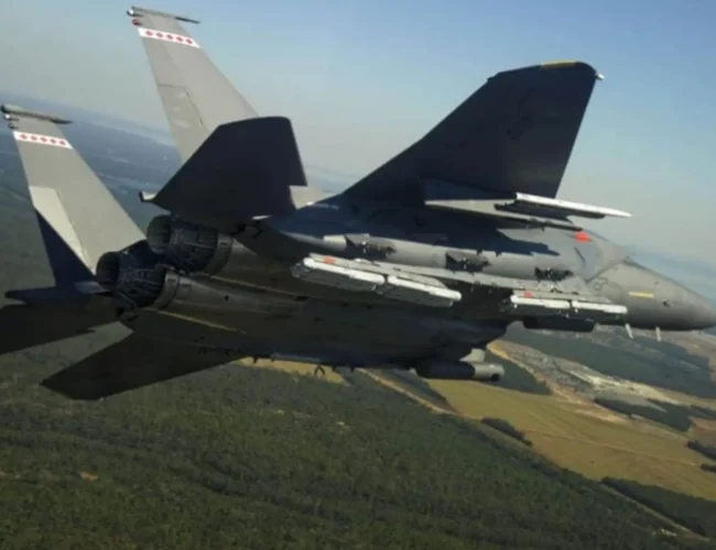 How smart weapons are making aging US jets powerful again