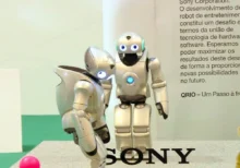 Presentation of the Sony Qrio Robot. (Image via Wikimedia Commons)